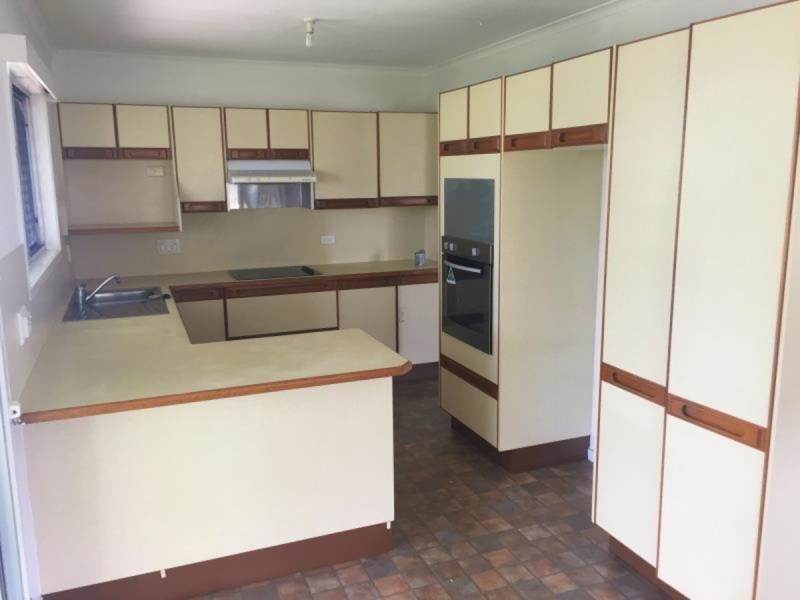 84 Menzies Street, Park Avenue QLD 4701